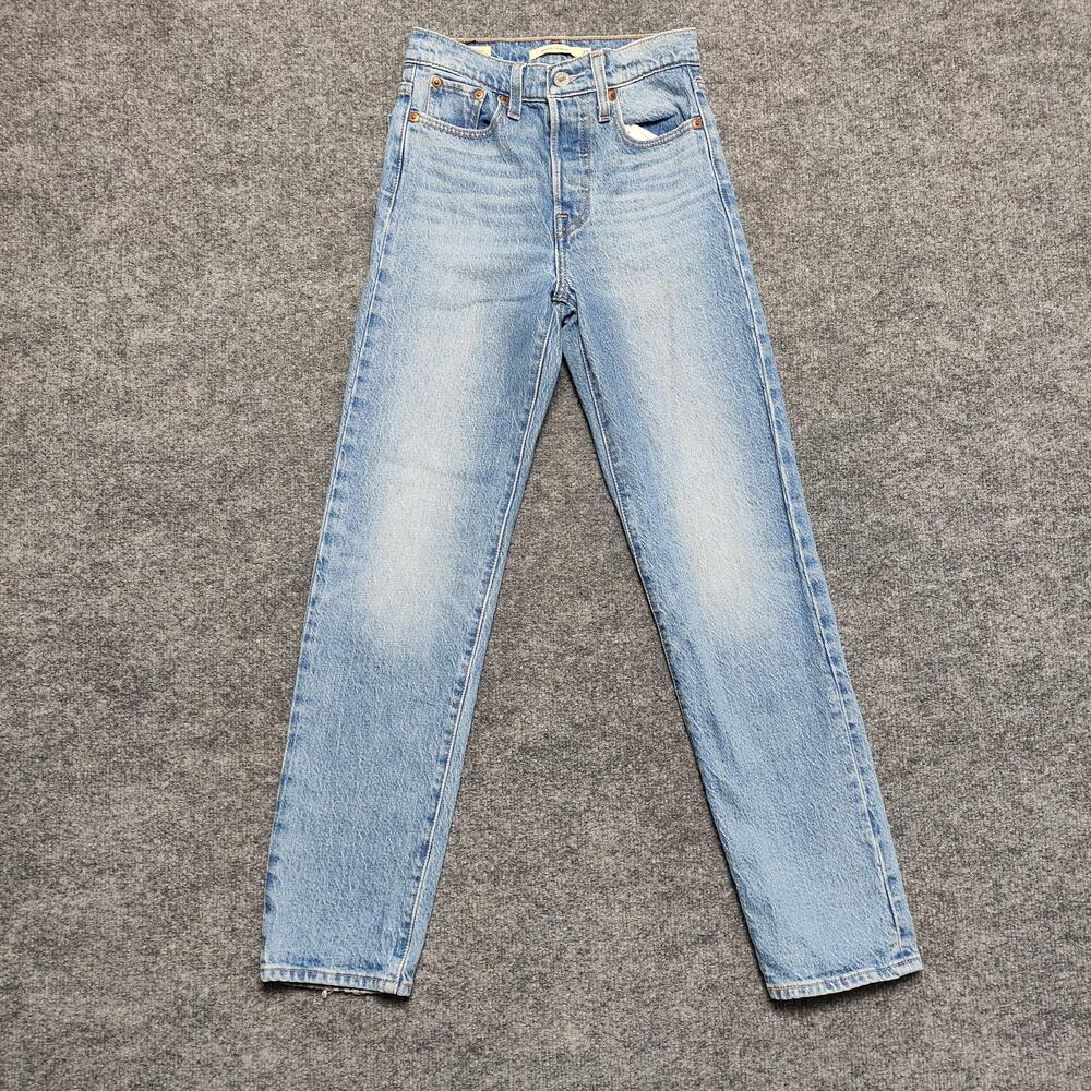 Levis Wedgie Straight Jeans Womens 23 Light Wash Blue High Rise Straight Denim